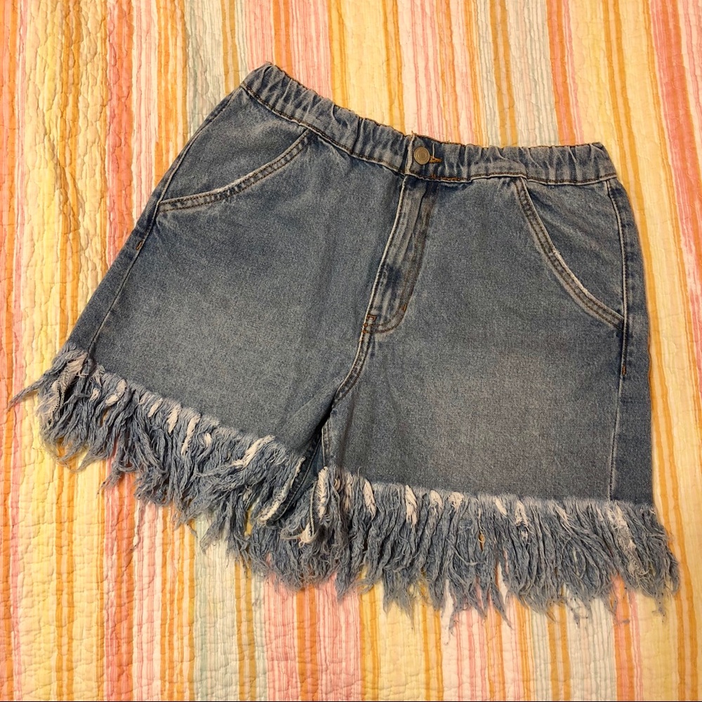 SOLDDD😻 Blogger’s Fave: ZARA SHORT 😻